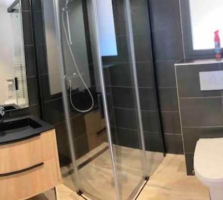 Chambre Avec Salle De Bains Privative Hermonville 外观 照片
